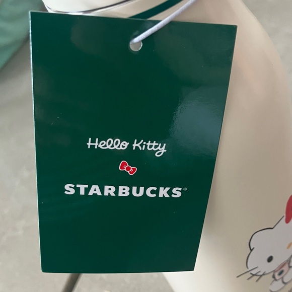 Hello Kitty X Starbucks Cream Bottle - Picture 3 of 5